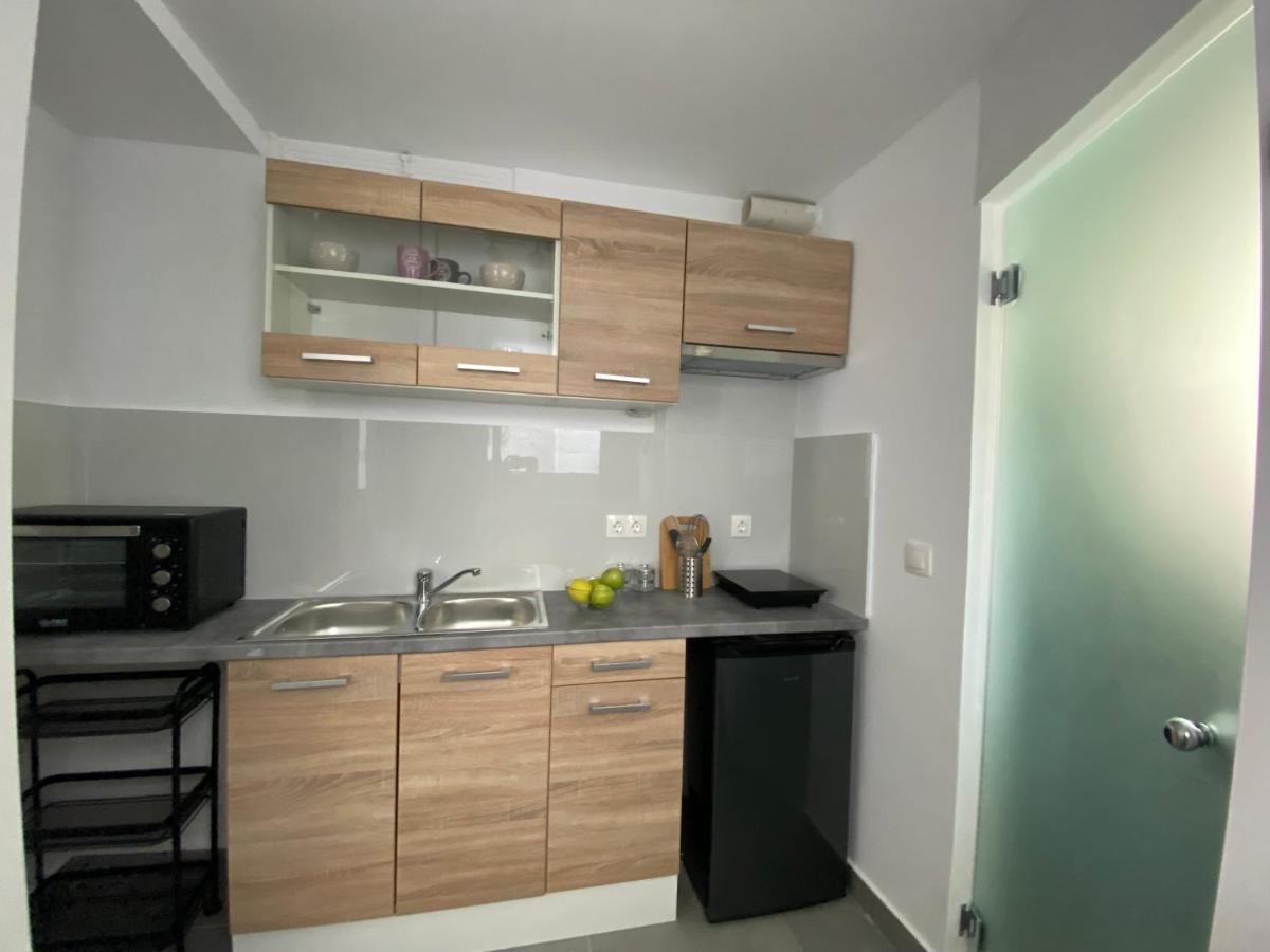 Tiny Little House Apartment Athens Exterior photo
