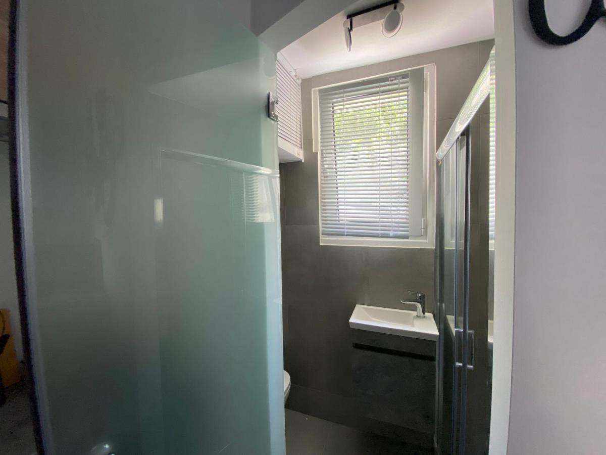 Tiny Little House Apartment Athens Exterior photo
